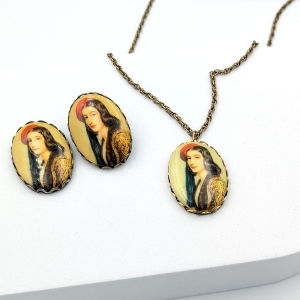 Vintage portrait painting style necklace